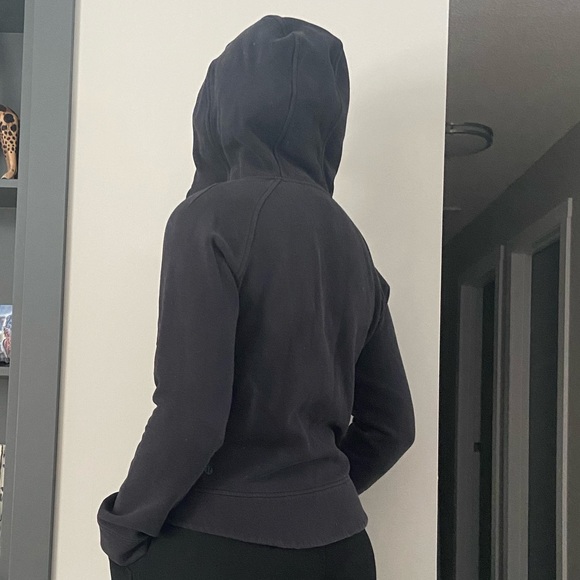 Lululemon Zip Up - Picture 3 of 5